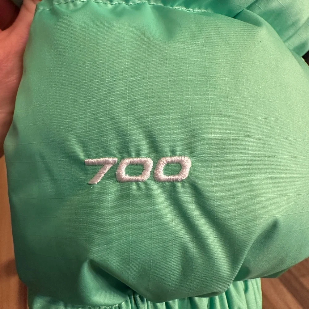 The North Face Cropped Nuptse Jacket 'Chlorophyll Green' size Small cropped - Picture 11 of 11